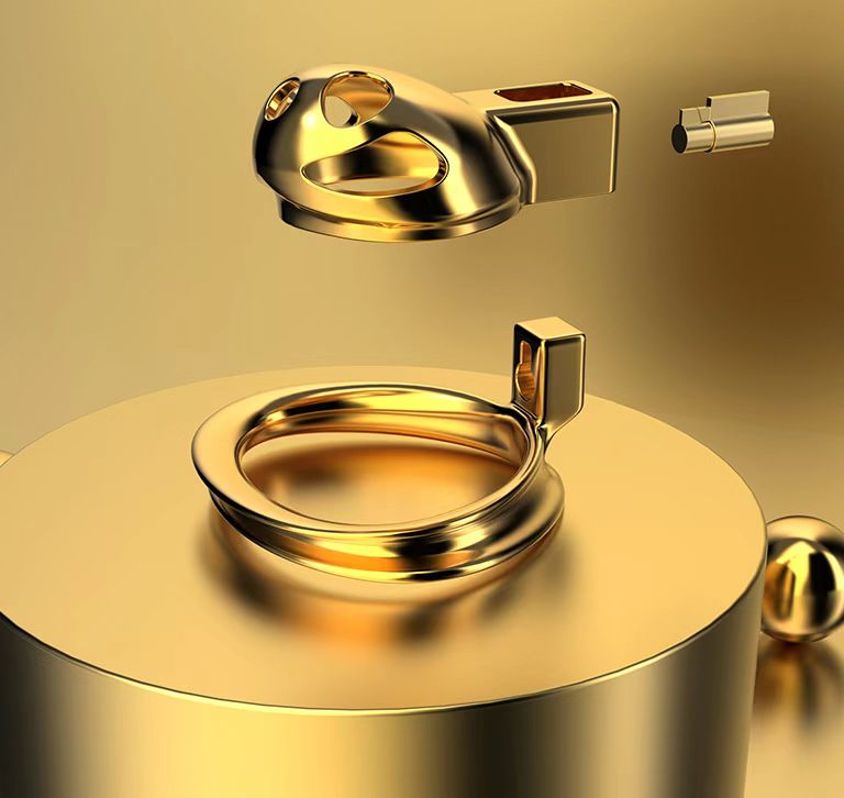 Cobra Sevanda Short Golden Chastity Cage